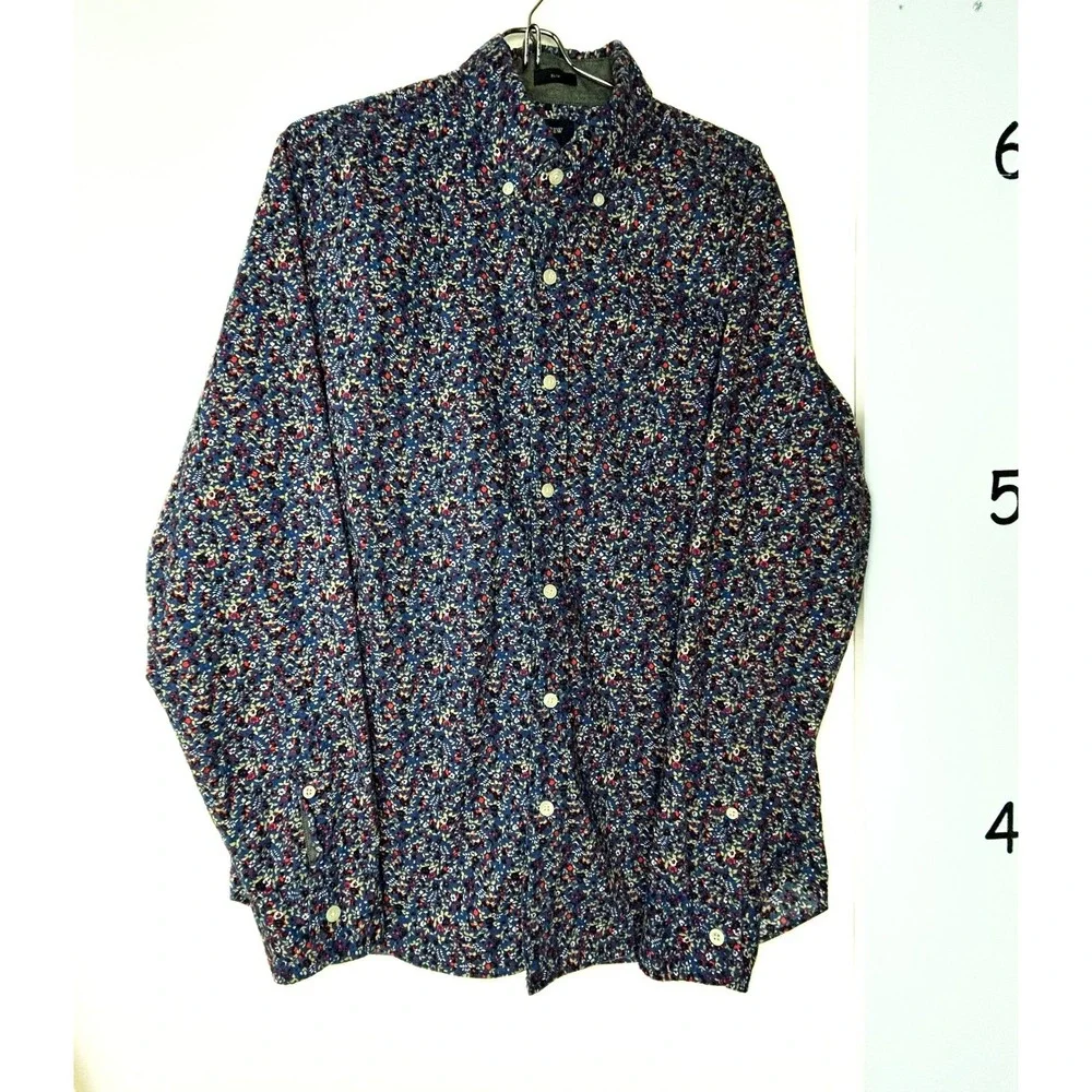 J. Crew Dark Blue Floral Button-down‎ Slim Shirt Men's Medium.